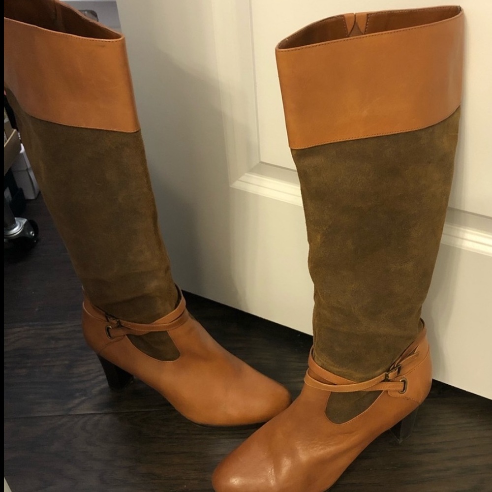 Lauren Ralph Lauren genuine suede and leather boots size 10